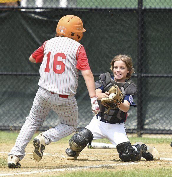CAMPEONES IMPROBABLES: Peabody West LL aturde al invicto Pittsfield American para reclamar el título estatal